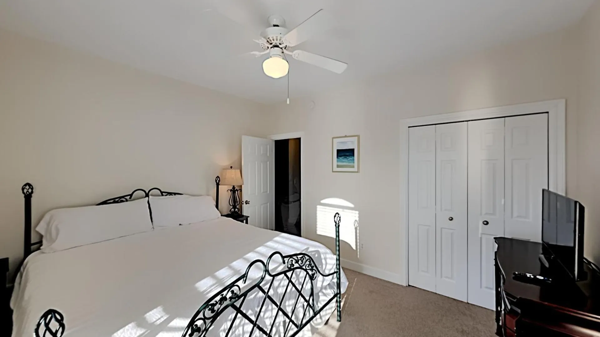 Changes In Latitude Destin 0*,
